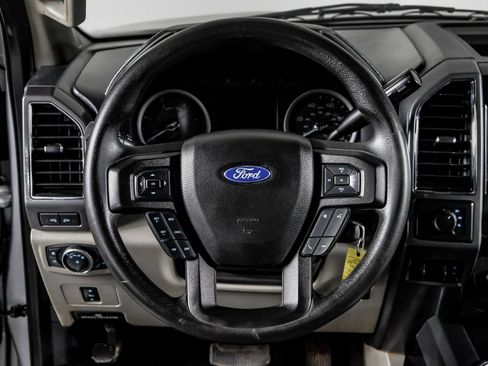 Used 2021 Ford F350 XLT w/ XLT Premium Package AWD/4WD image 16