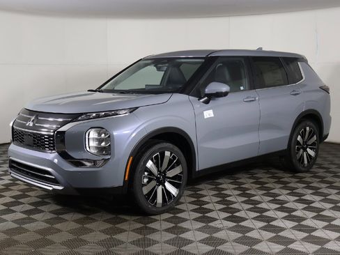 New 2026 Mitsubishi Outlander SE image 10