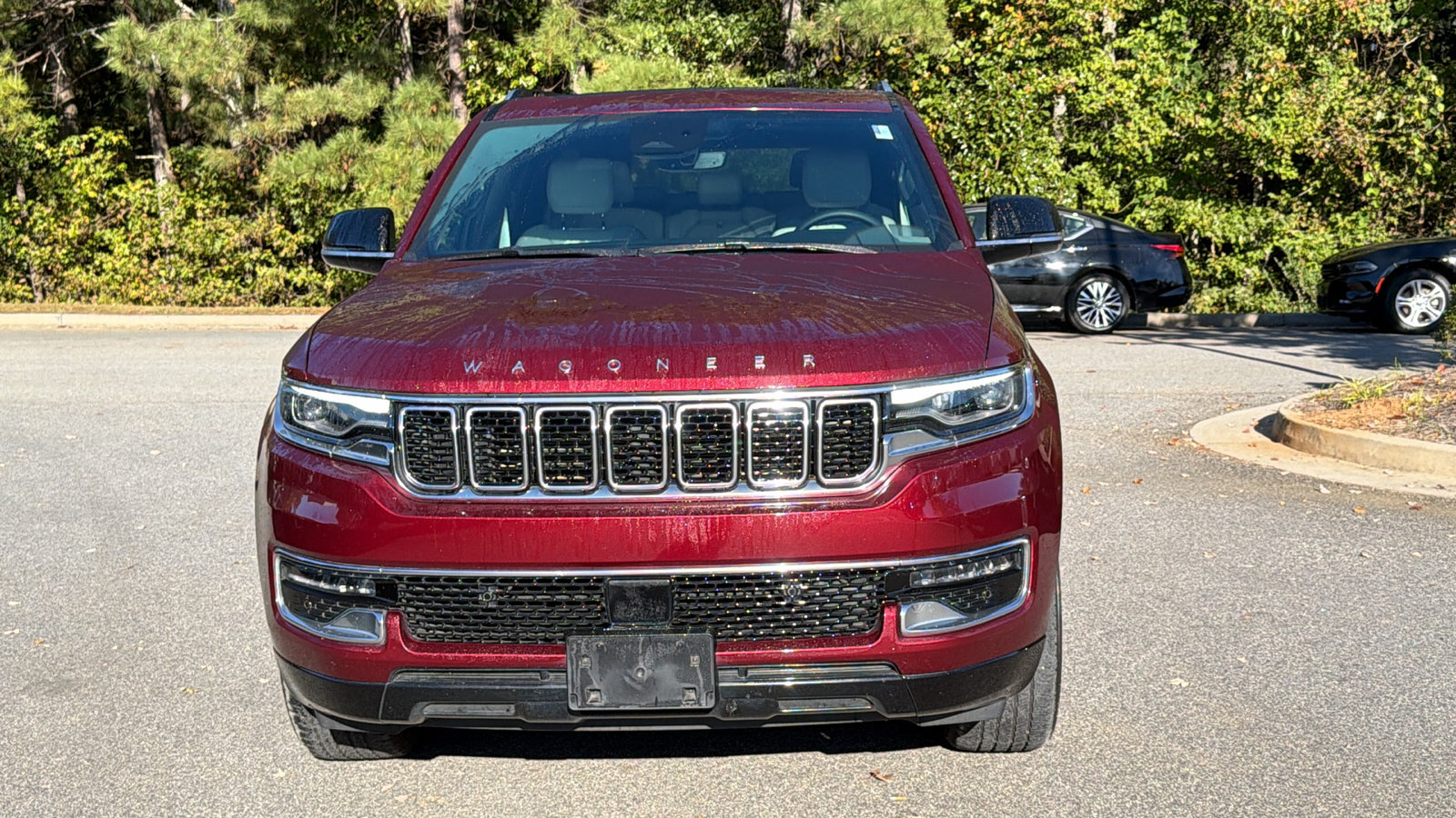 Used 2025 Jeep Wagoneer 4WD w/ Premium Group I image 3
