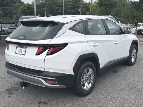 New 2026 Hyundai Tucson SE w/ Tow & Go Package FWD image 8