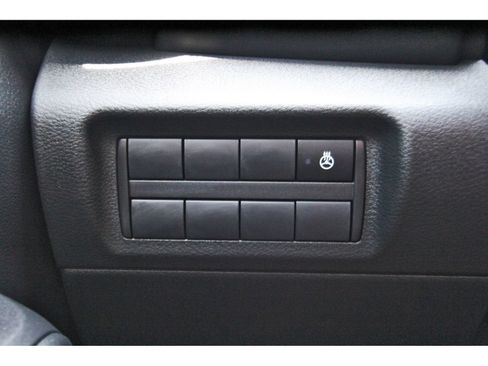 Used 2023 Nissan Kicks SR w/ SR Premium Package FWD image 20