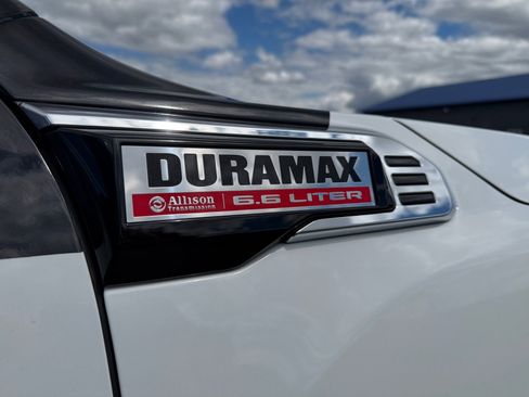 Used 2024 GMC Sierra 2500 Denali w/ Denali Reserve Package AWD/4WD image 32