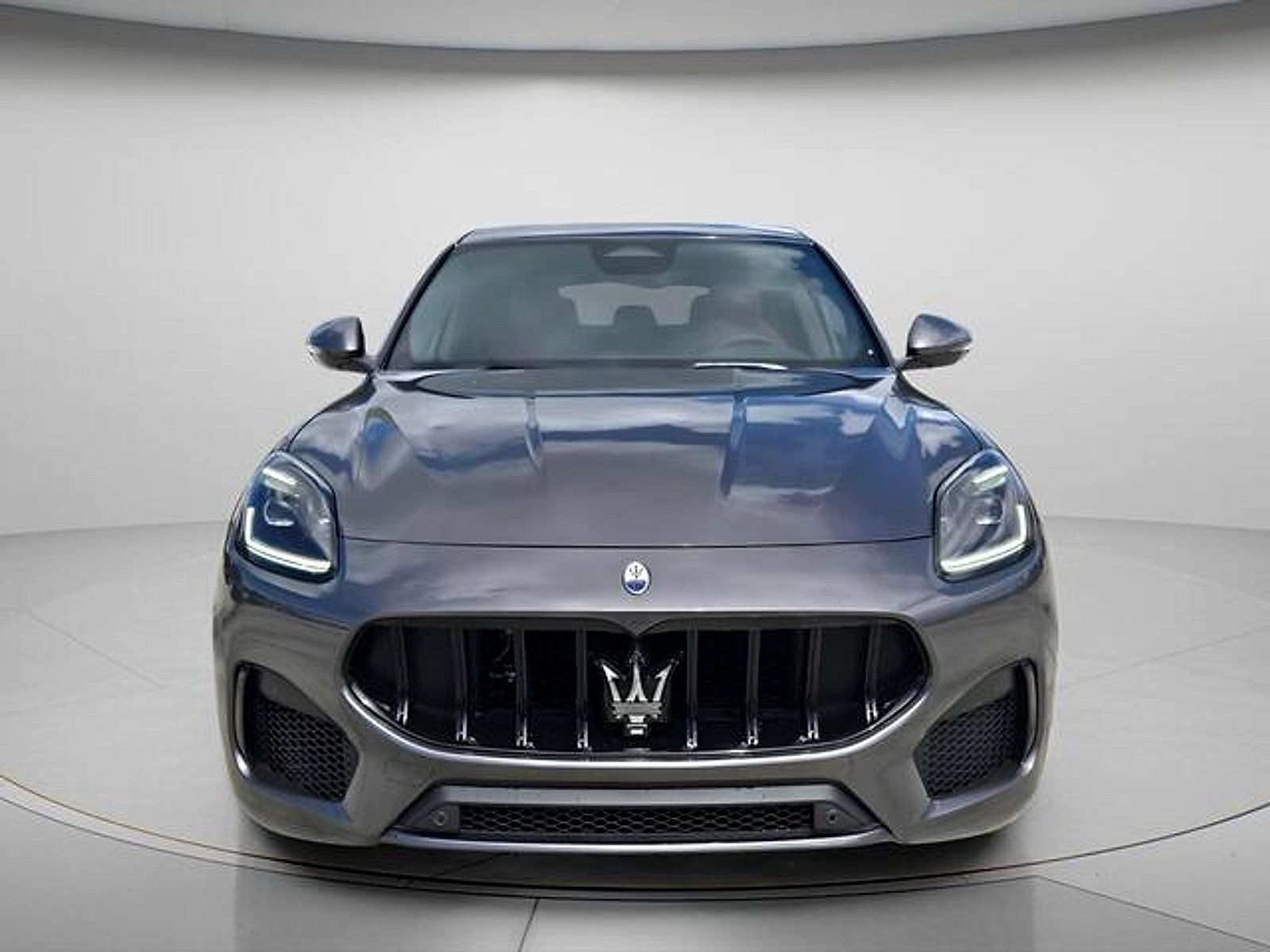 Used 2026 Maserati Grecale Modena AWD/4WD image 3