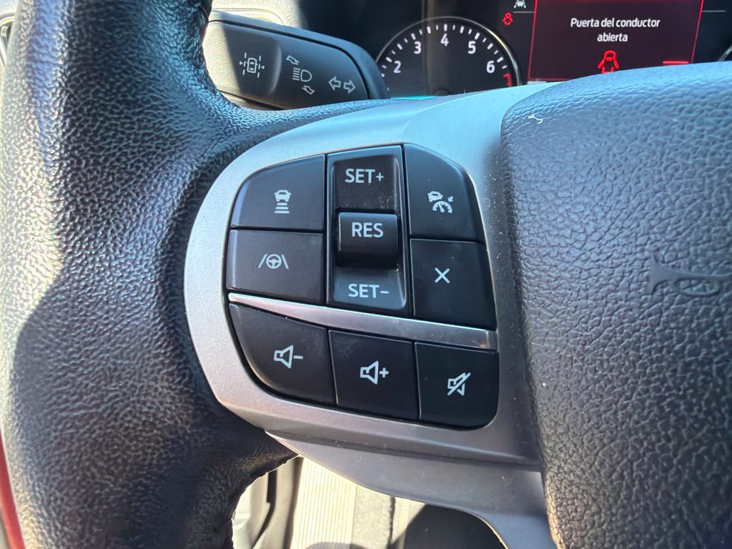 Used 2022 Ford Explorer XLT w/ Equipment Group 202A AWD/4WD image 25