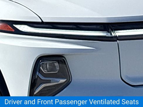 New 2025 Chevrolet Silverado EV RST AWD/4WD image 21