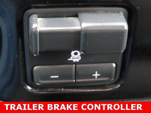 Used 2024 GMC Sierra 3500 SLE image 33