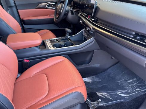 New 2026 Kia Carnival SX Prestige image 18