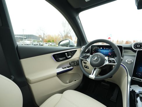 New 2026 Mercedes-Benz GLC 300 4MATIC image 21