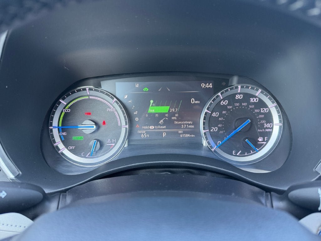 Used 2022 Toyota Highlander XLE AWD/4WD image 15