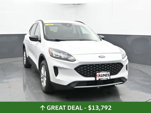 Used 2022 Ford Escape SE w/ Convenience Package image 2