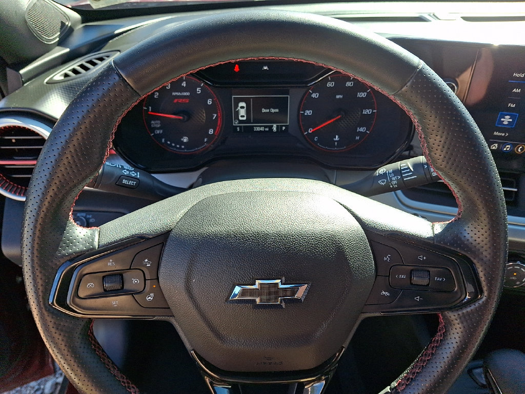 Certified 2024 Chevrolet Trax RS w/ Driver Confidence Package FWD image 18