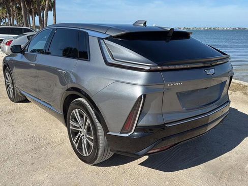 Used 2023 Cadillac Lyriq 2WD image 3