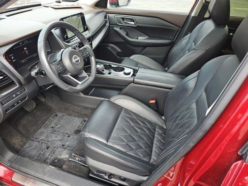 Used 2023 Nissan Rogue Platinum w/ Platinum Premium Package image 19