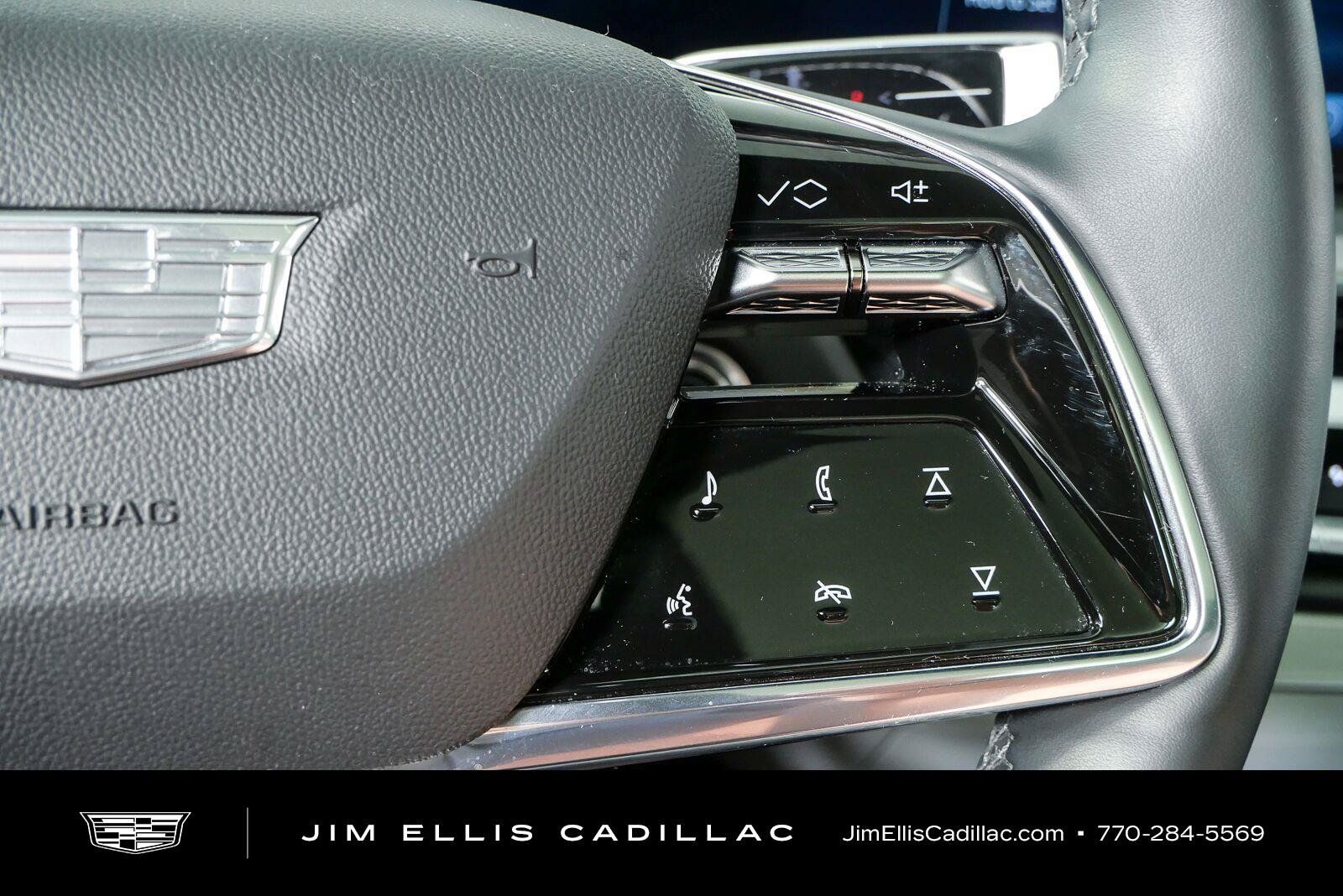 Used 2024 Cadillac Lyriq Sport AWD/4WD image 12