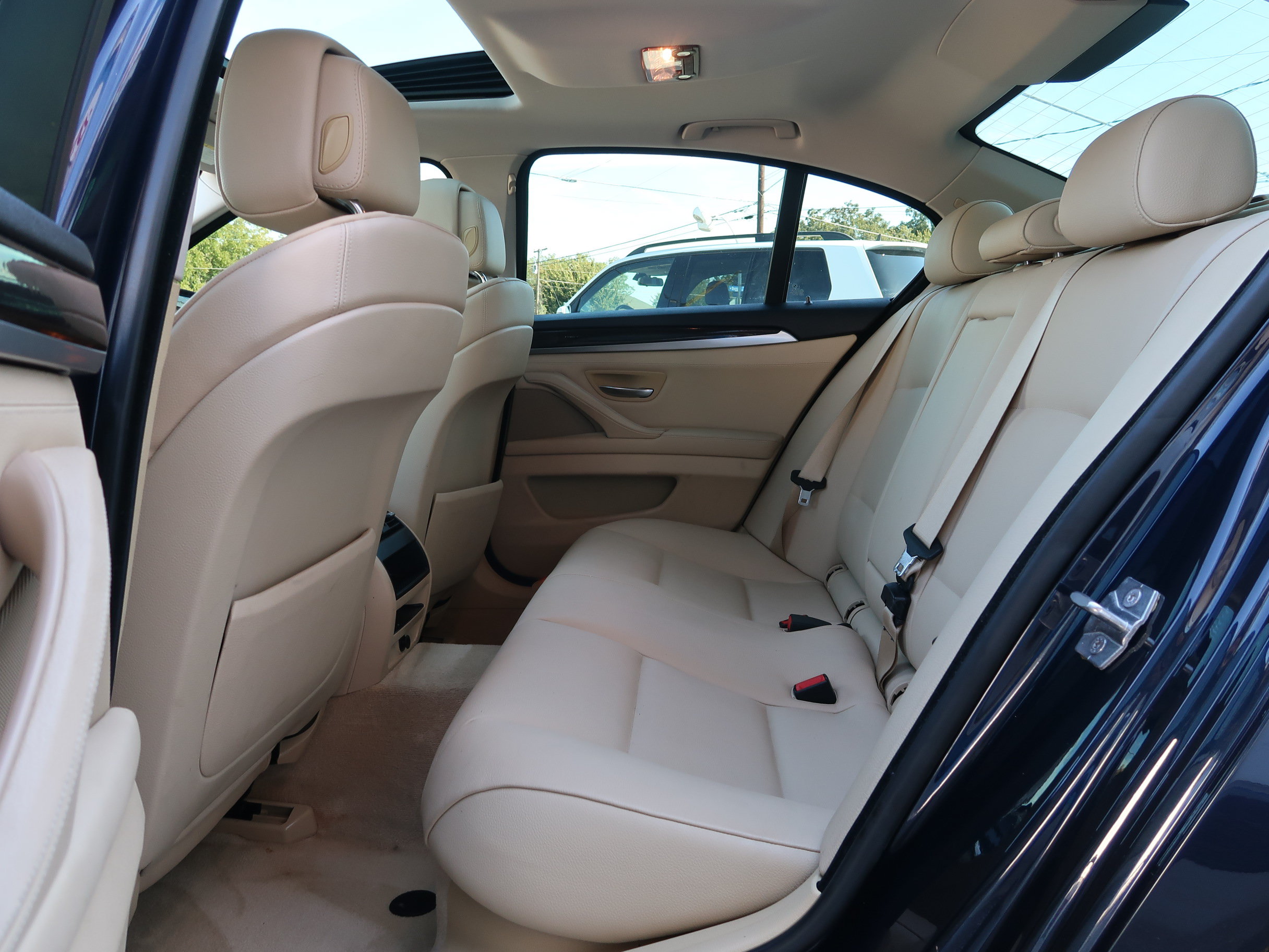 Used 2013 BMW 528i Sedan RWD image 25