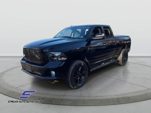 Used 2016 RAM 1500 Express w/ Black Ram 1500 Express Group image 3