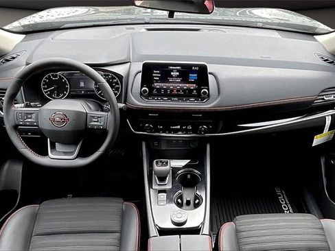 New 2026 Nissan Rogue Rock Creek image 5