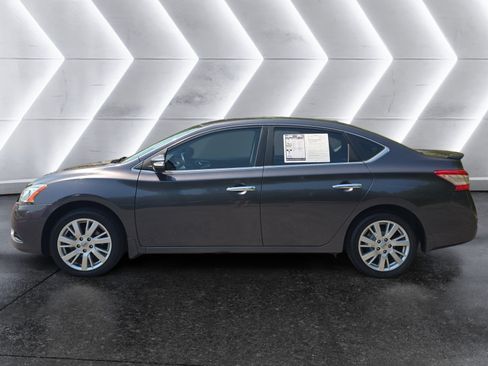 Used 2014 Nissan Sentra SL w/ Premium Package FWD image 2