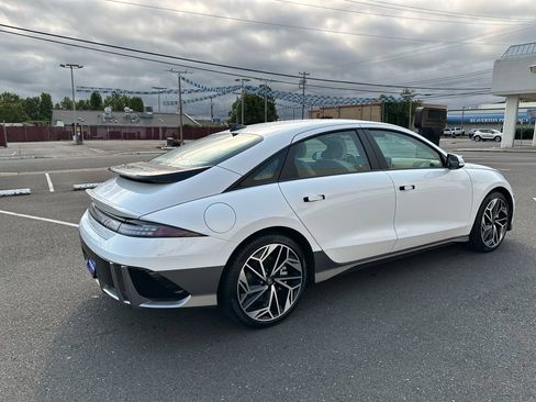 Certified 2025 Hyundai Ioniq 6 SEL AWD/4WD image 6