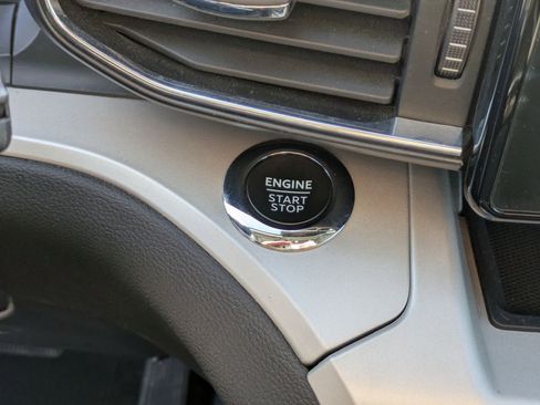 Used 2024 Ford Explorer XLT w/ Equipment Group 202A image 21