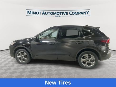 Used 2025 Ford Escape ST-Line Select AWD/4WD image 6