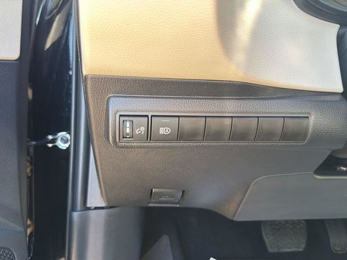Used 2026 Toyota Corolla LE FWD image 17
