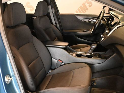 Used 2024 Chevrolet Malibu RS FWD image 17