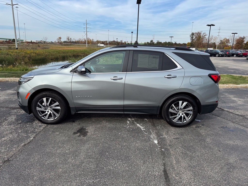 Used 2024 Chevrolet Equinox LT AWD/4WD image 4