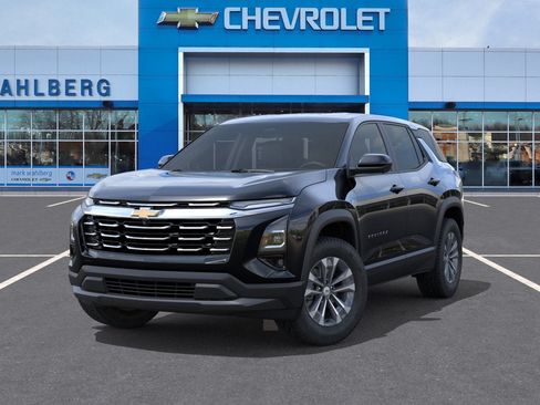 New 2026 Chevrolet Equinox LT w/ Convenience Package II FWD image 30