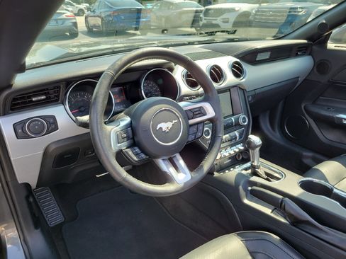 Used 2017 Ford Mustang Premium RWD image 19