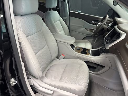 Used 2023 GMC Acadia SLE AWD/4WD image 13