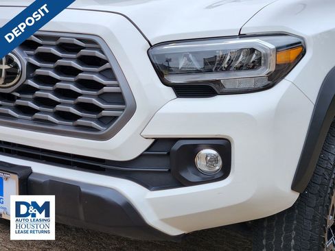 Used 2023 Toyota Tacoma TRD Off-Road image 10