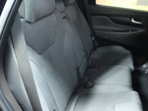 Used 2020 Hyundai Santa Fe SE image 9