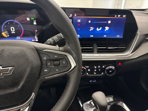 New 2026 Chevrolet Trax ACTIV w/ Sunroof Package image 40