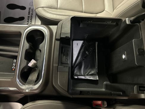 Used 2019 GMC Sierra 1500 SLT image 19