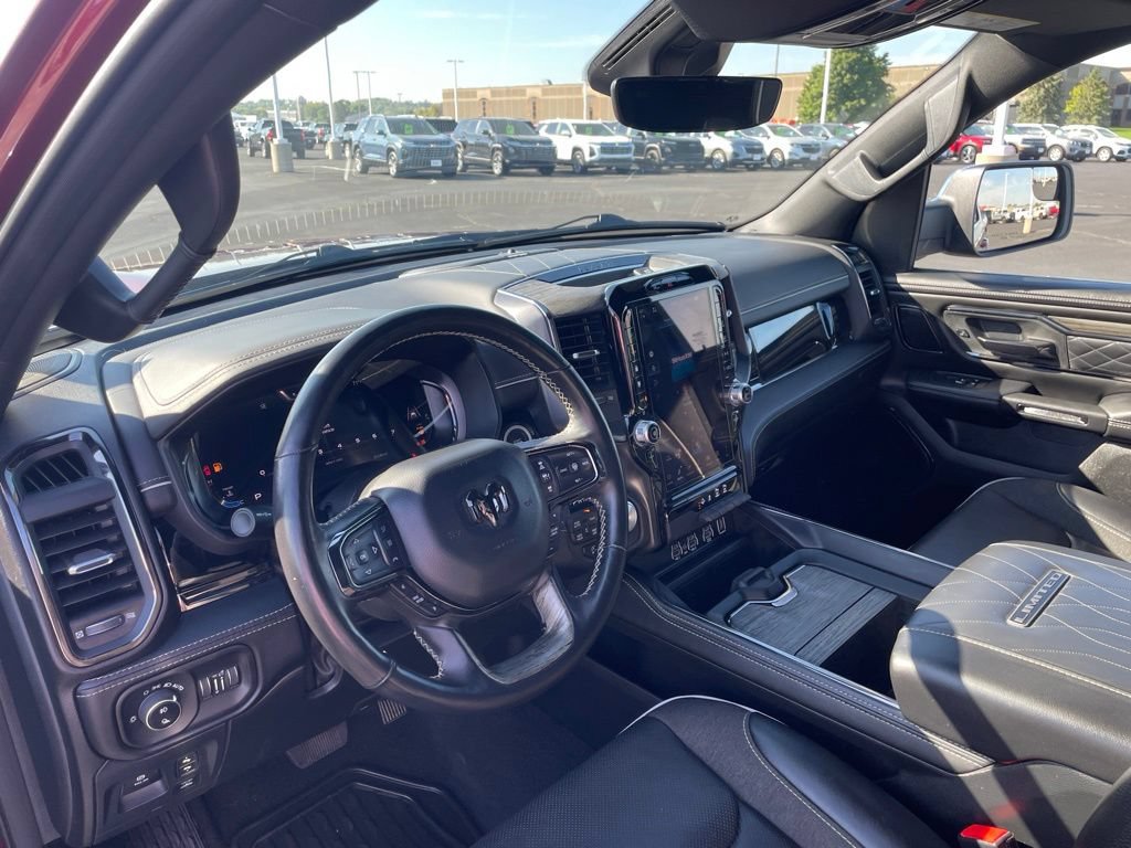 Used 2025 RAM 1500 Limited AWD/4WD image 9