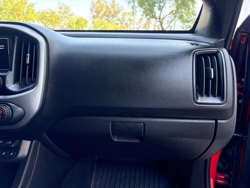 Used 2018 Chevrolet Colorado ZR2 AWD/4WD image 15