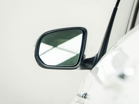 Used 2024 Mercedes-Benz GLE 450 4MATIC image 14