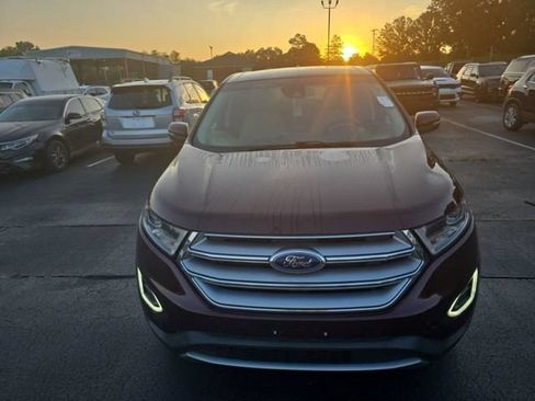 Used 2018 Ford Edge SEL w/ Equipment Group 201A FWD image 8
