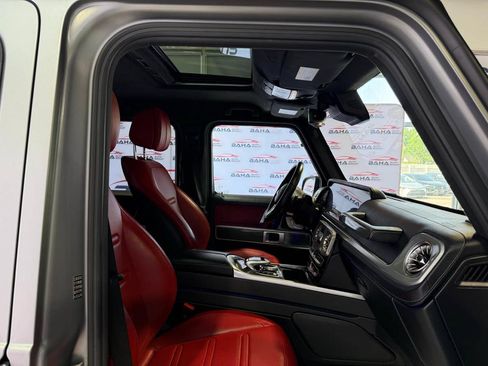 Used 2022 Mercedes-Benz G 550 w/ Exclusive Interior Package image 46