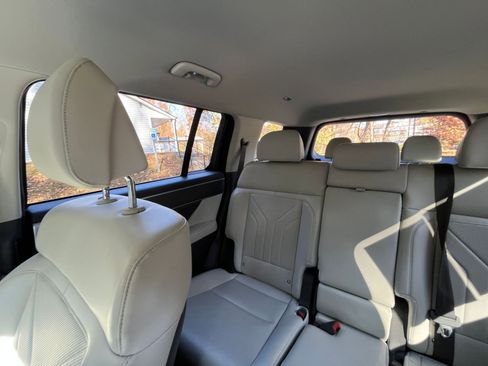 Used 2025 Hyundai Santa Fe SEL image 35