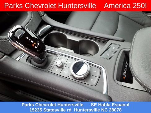 Certified 2024 Cadillac XT6 Premium Luxury w/ Technology Package FWD image 9
