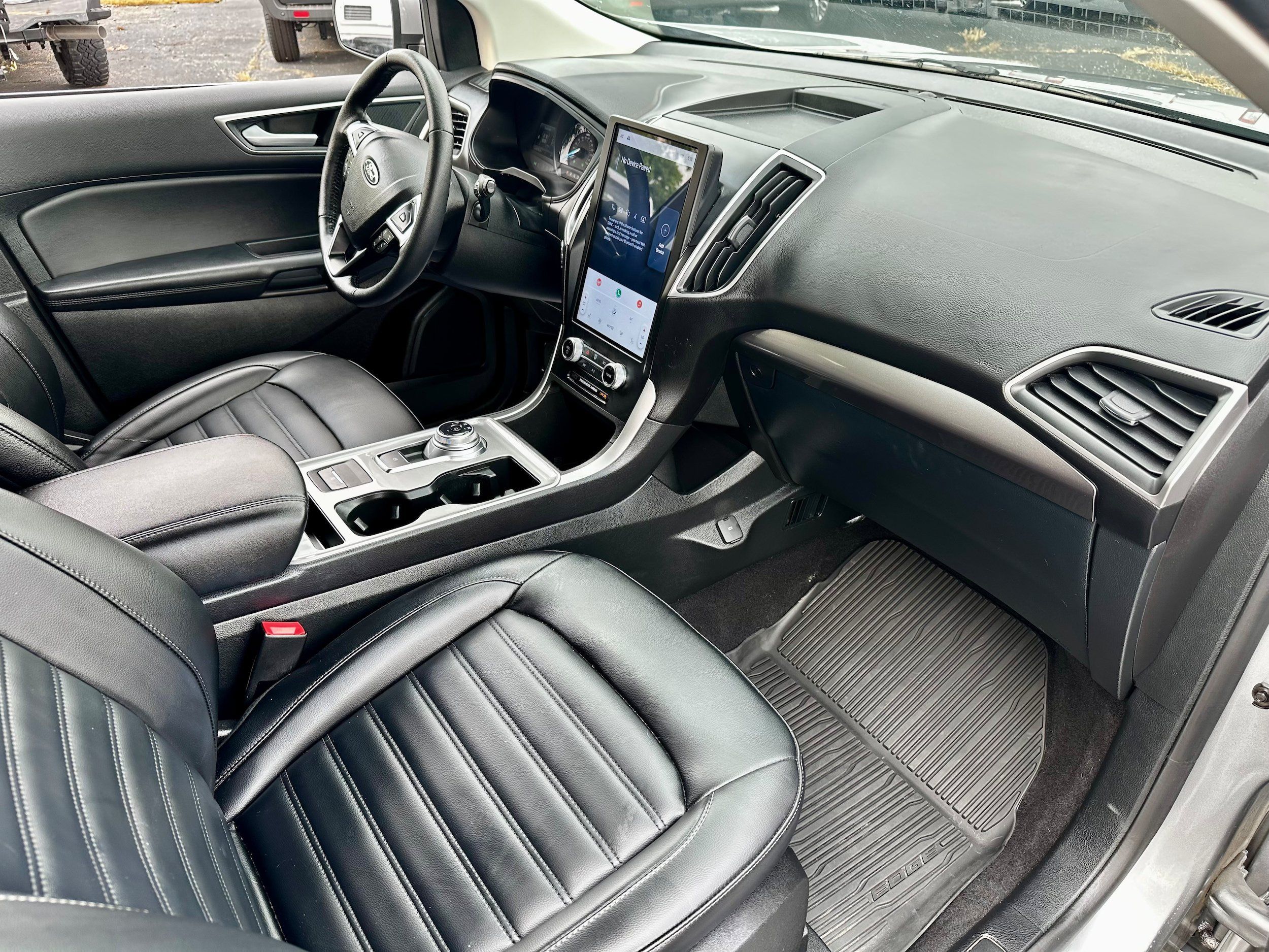 Used 2024 Ford Edge SEL AWD/4WD image 18
