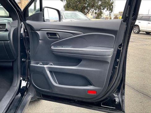 Used 2023 Honda Passport EX-L image 25