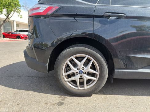 Used 2022 Ford Edge SEL AWD/4WD image 6