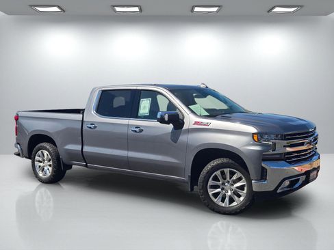 Used 2022 Chevrolet Silverado 1500 LTZ image 1