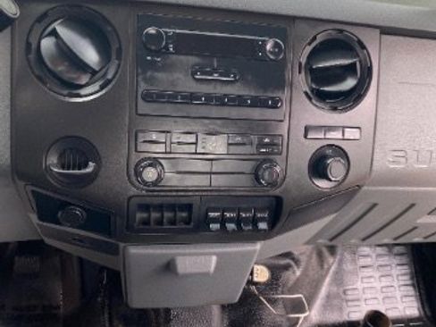 Used 2016 Ford F350 XL w/ Power Equipment Group image 28