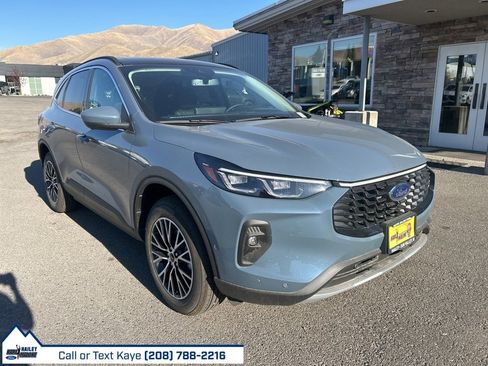 New 2024 Ford Escape SE w/ PHEV Premium Package image 24