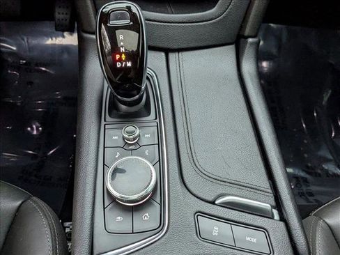 Used 2021 Cadillac XT5 Premium Luxury image 12