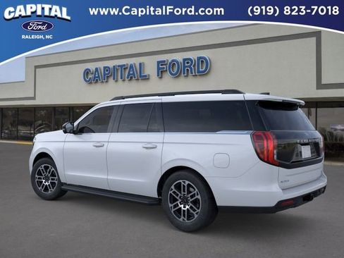 New 2026 Ford Expedition Max Active AWD/4WD image 4